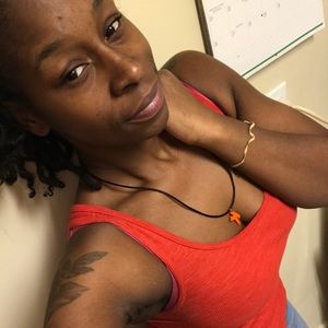 Meet your Posher, Shynee